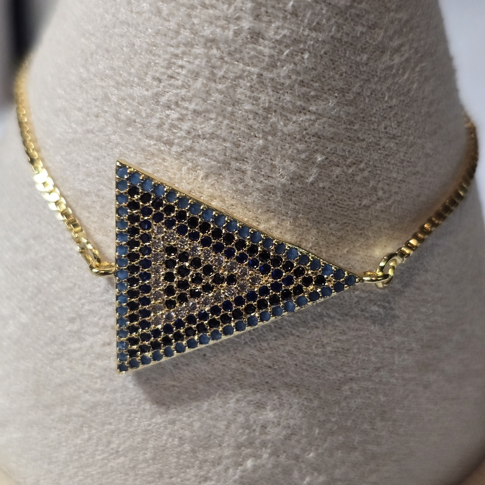 Chic Gold and Black Triangle Slider Bracelet